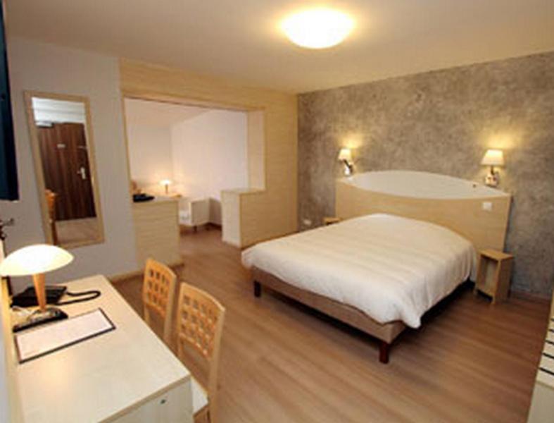 La Table Alsacienne Hotel Farebersviller Bilik gambar